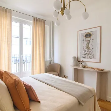 Apartament Deco St Antoine Paryż