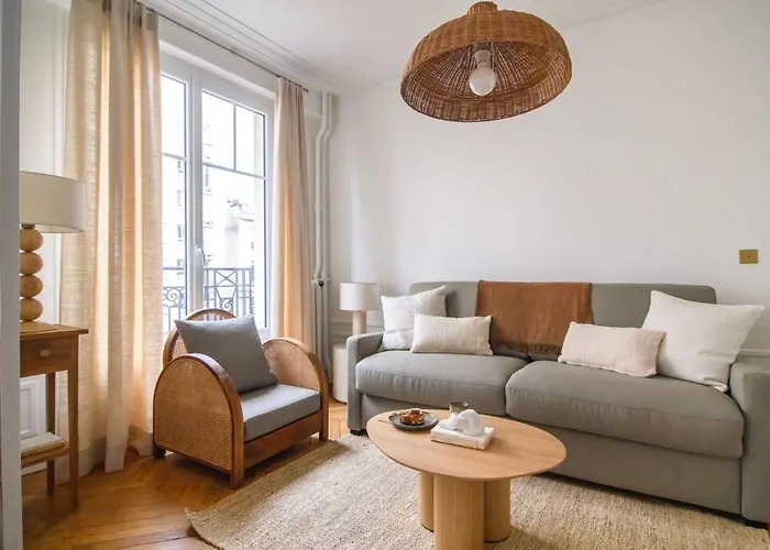 Deco St Antoine Apartment Paris